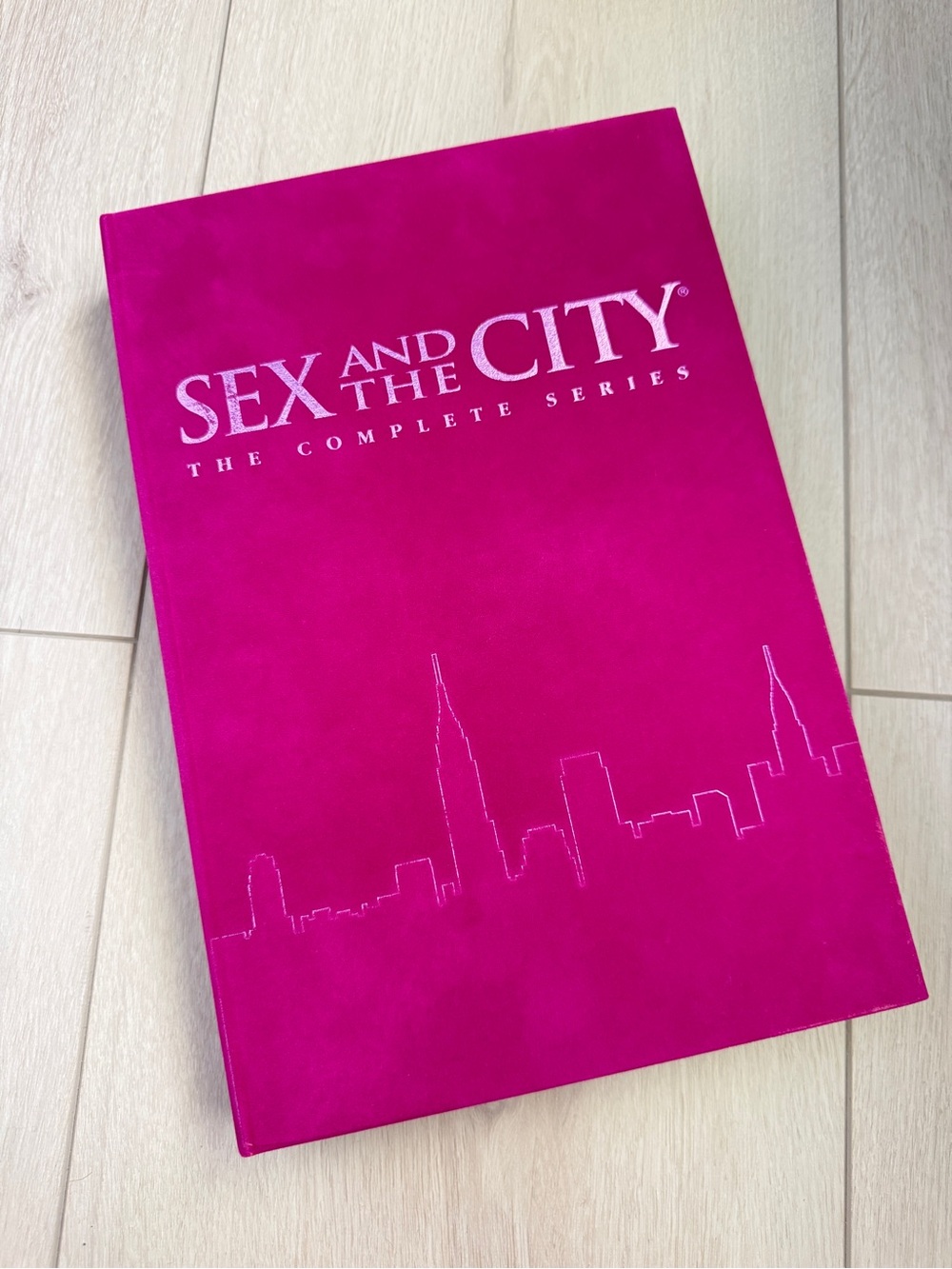 Sex and the City - The Complete Series (Hot Pink)